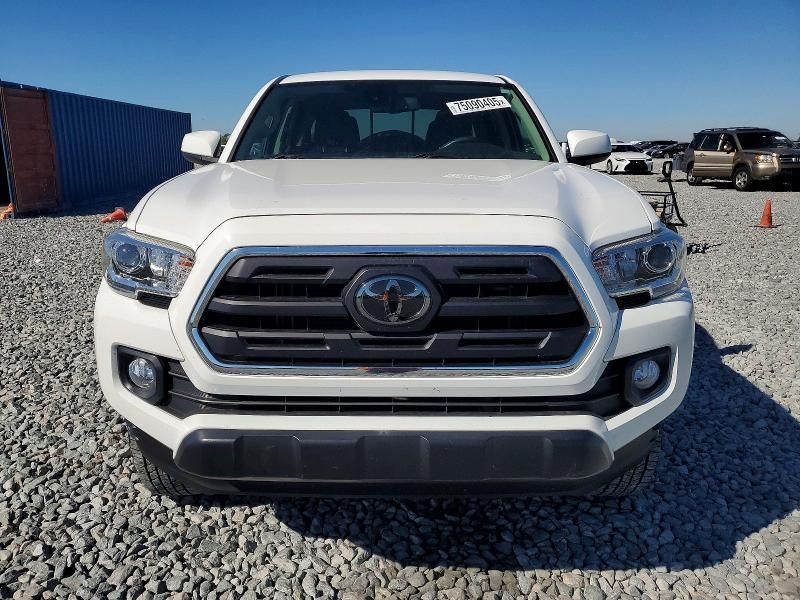 2018 Toyota Tacoma Double cab