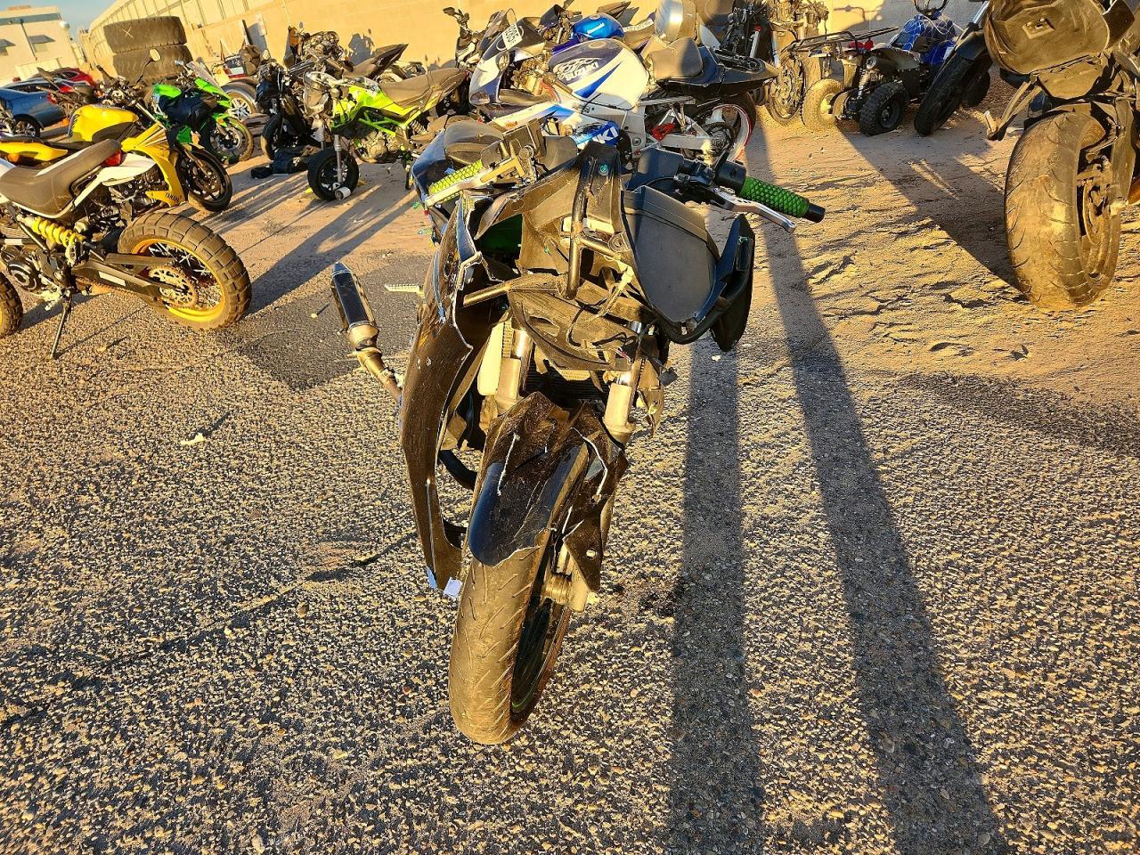 2011 Kawasaki EX250 J