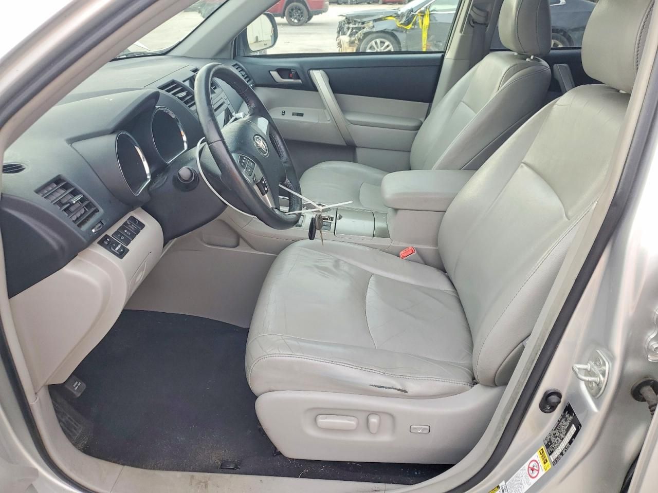 2012 Toyota Highlander Base