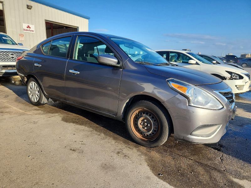 2017 Nissan Versa s