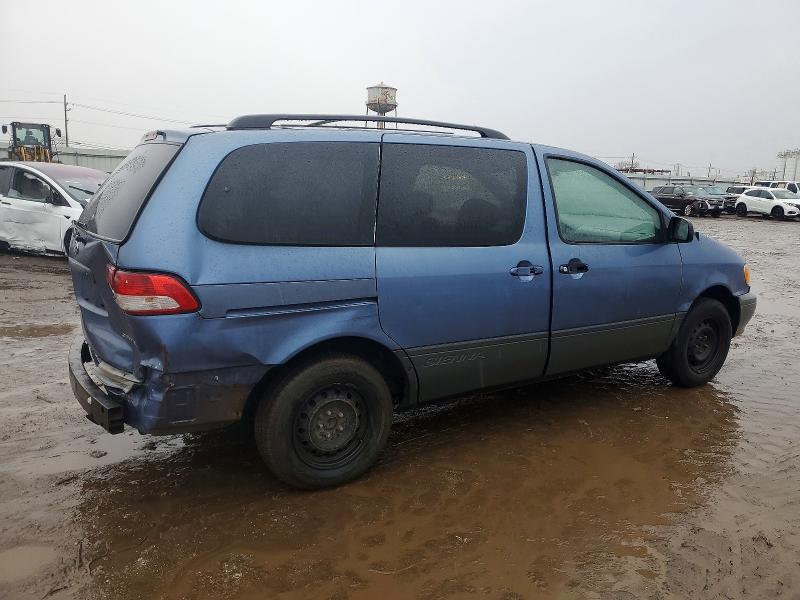 2002 Toyota Sienna le