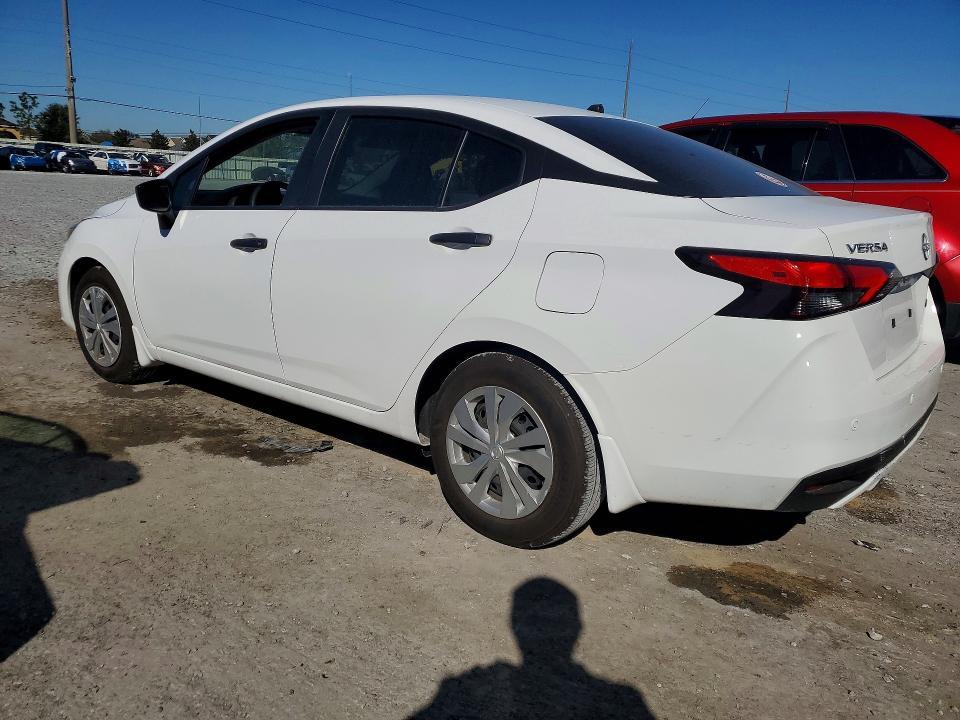 2025 Nissan Versa s
