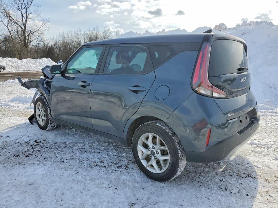 2023 KIA Soul lx