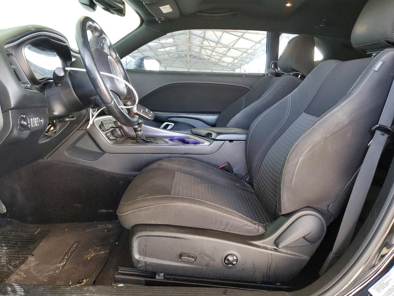 2016 Dodge Challenger sxt