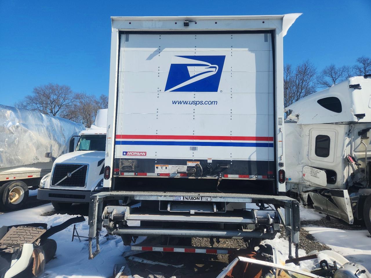 2022 Freightliner Business Class M2 BOX Truck