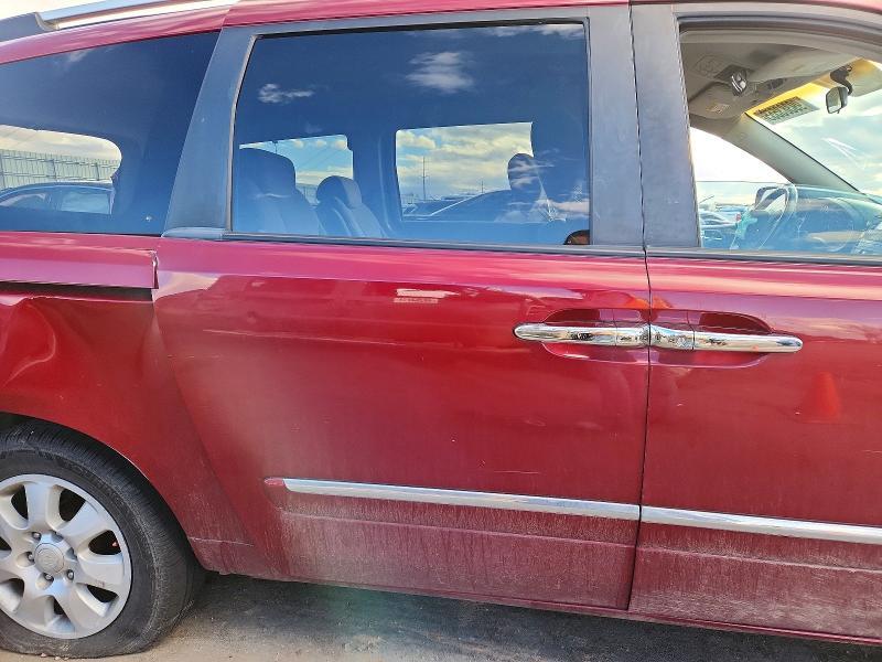 2007 Hyundai Entourage gls
