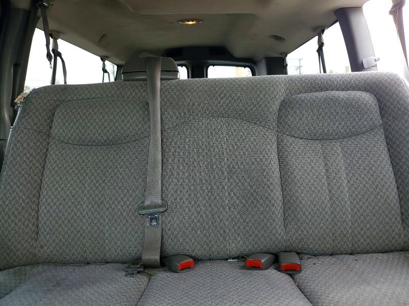 2004 Chevrolet Express G3500