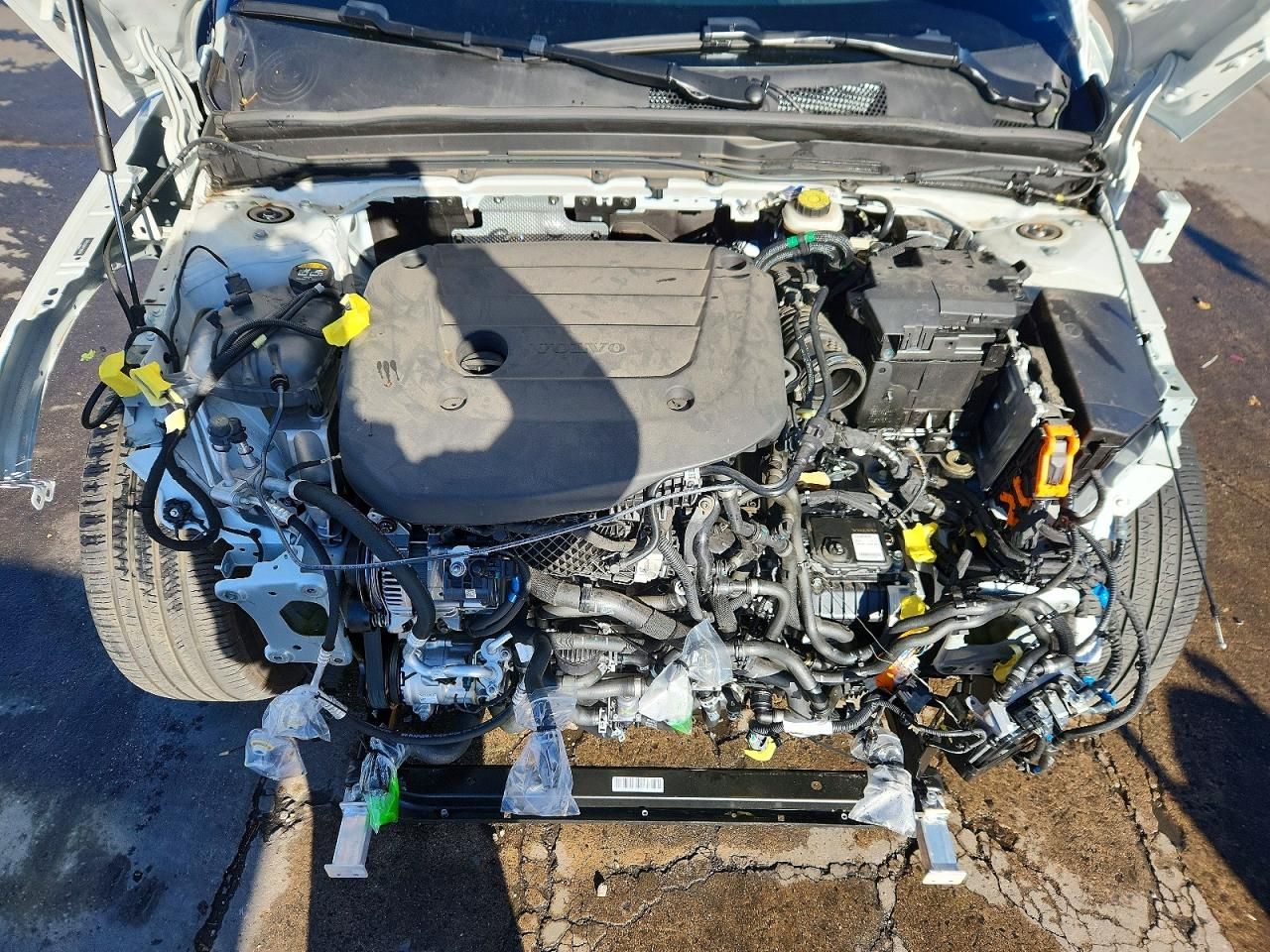 2023 Volvo Xc40 Plus