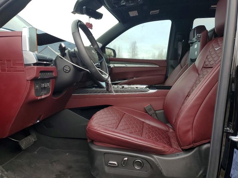 2025 Cadillac Escalade Sport