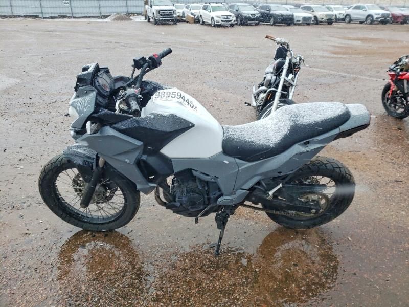 2020 Kawasaki Kle300 b