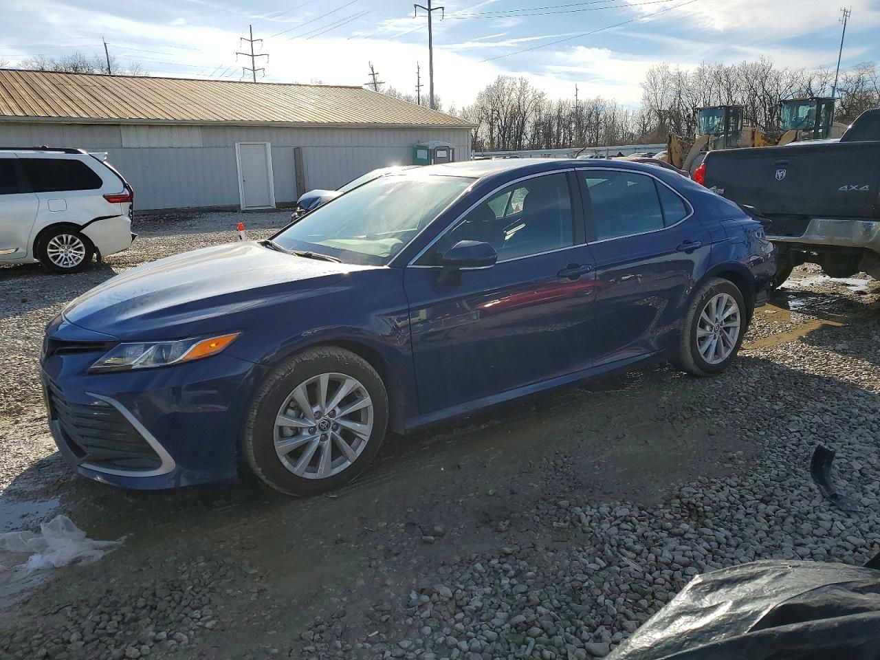 2023 Toyota Camry le