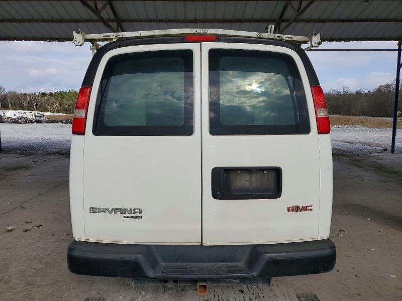 2016 GMC Savana G2500