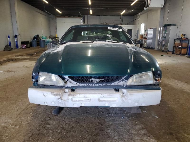 1996 Ford Mustang