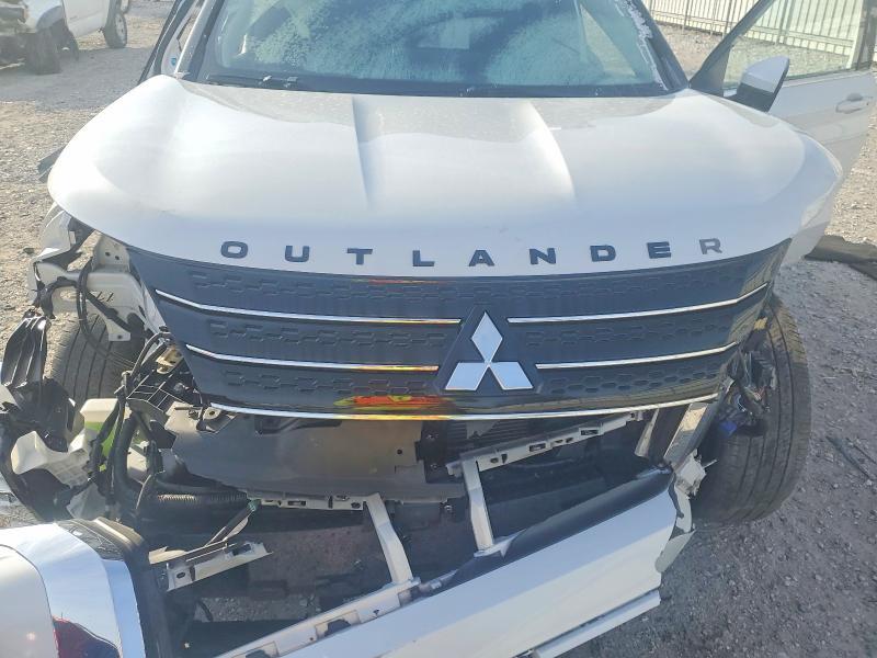 2023 Mitsubishi Outlander sel