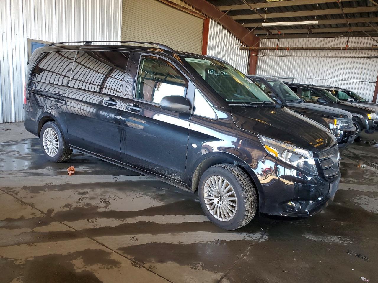 2018 Mercedes-Benz Metris