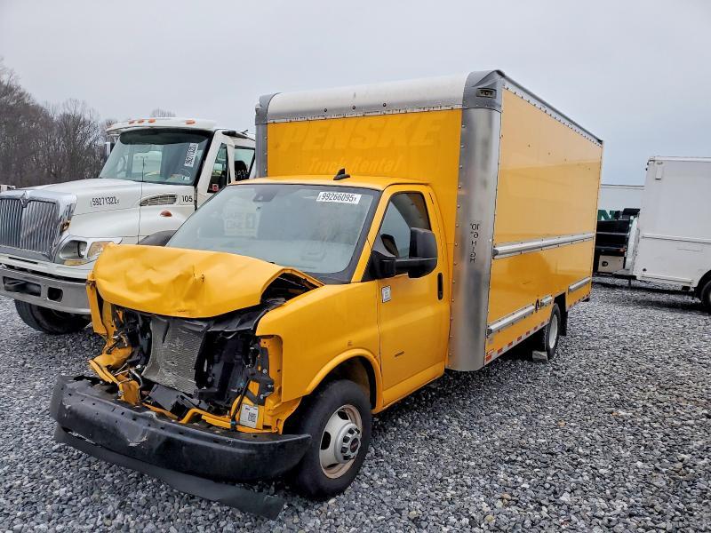 2022 GMC Savana Cutaway G3500