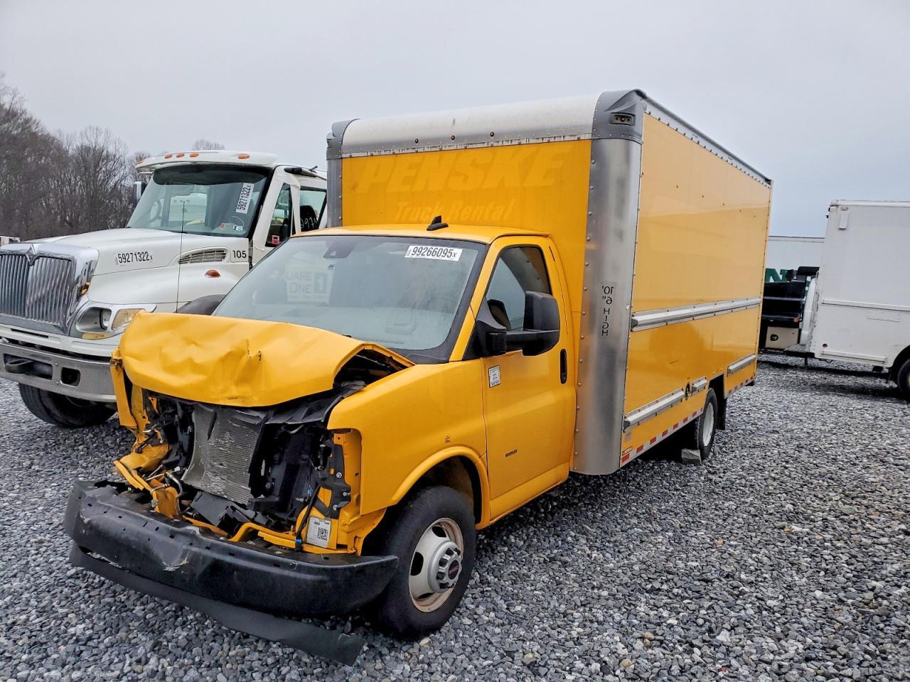 2022 GMC Savana Cutaway G3500