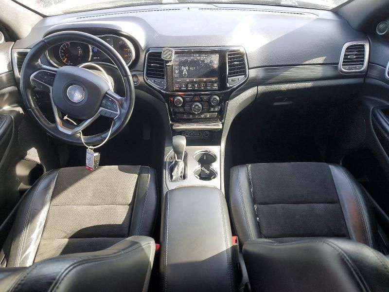 2020 Jeep Grand Cherokee Laredo