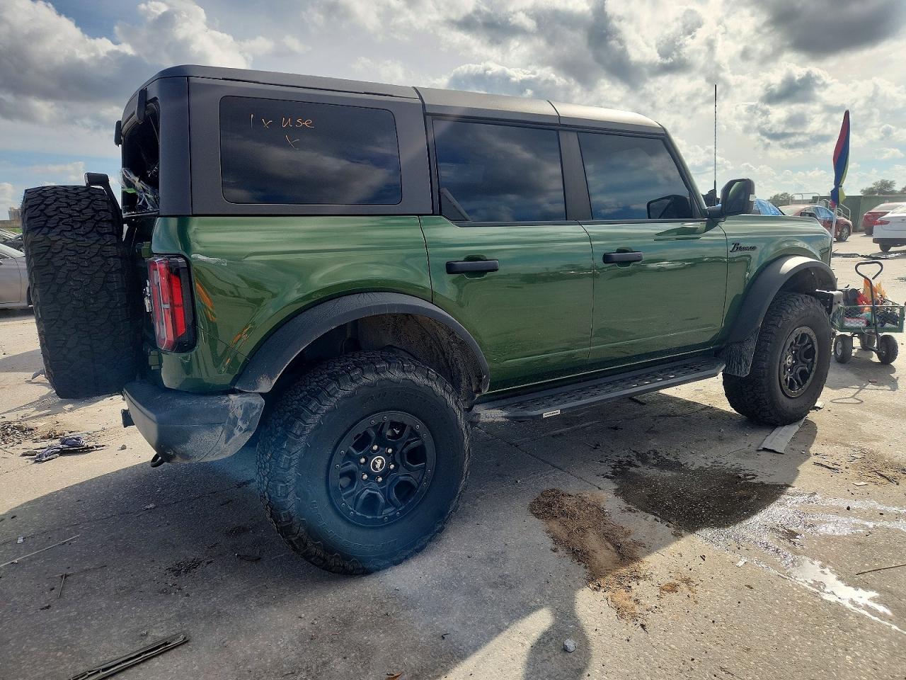 2023 Ford Bronco Base
