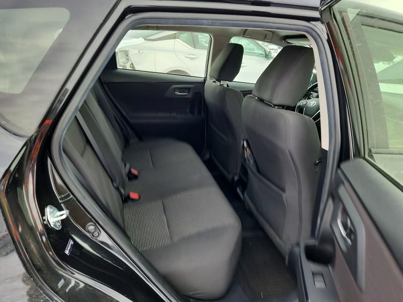 2017 Toyota Corolla im