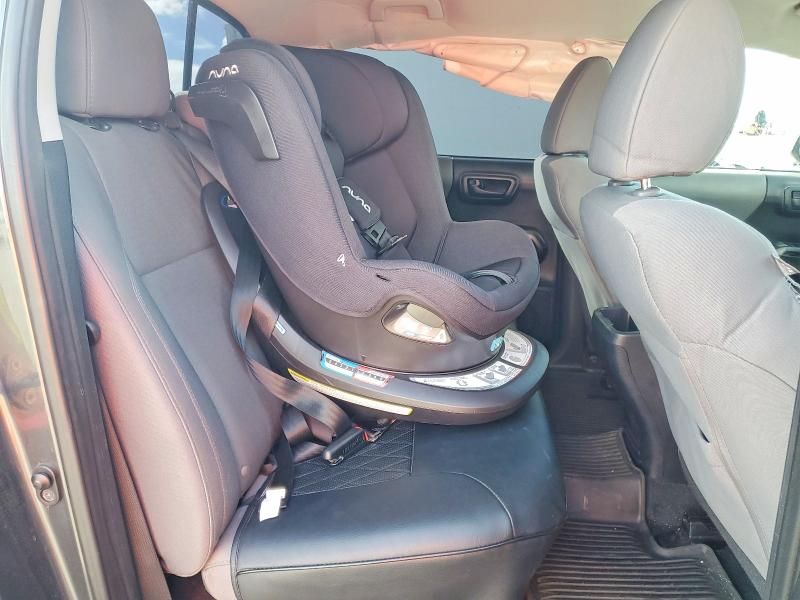 2017 Toyota Tacoma Double cab