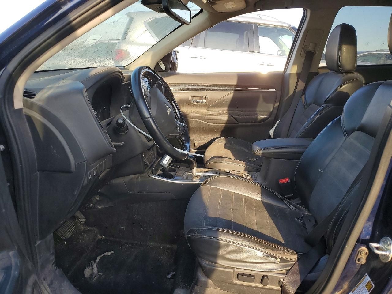 2020 Mitsubishi Outlander se