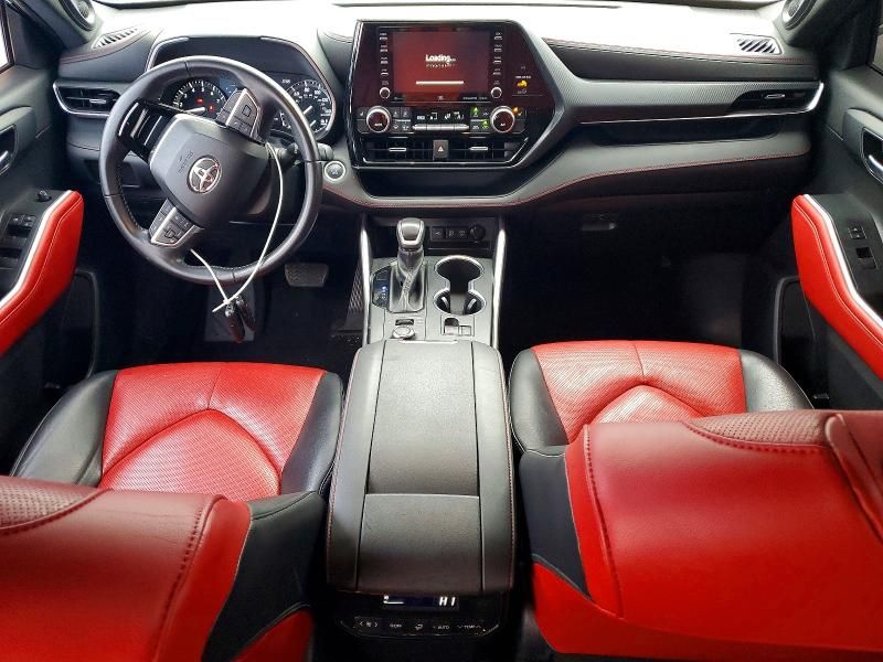 2021 Toyota Highlander xse