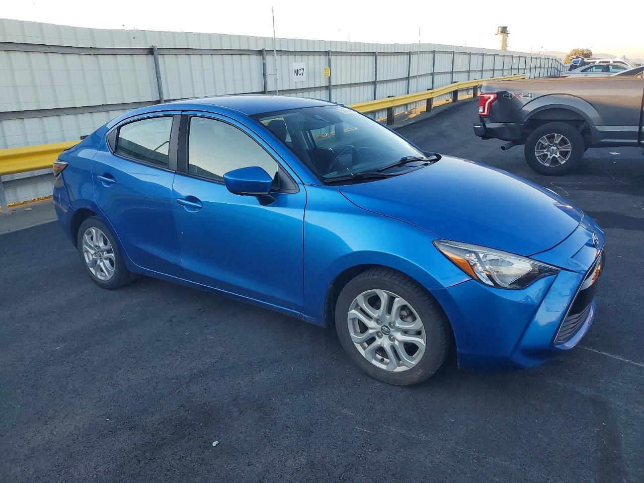 2017 Toyota Yaris ia