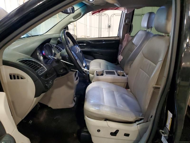 2012 Chrysler Town & Country Touring