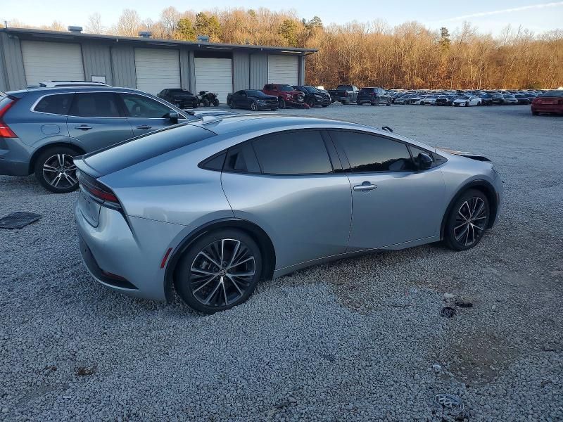 2023 Toyota Prius le