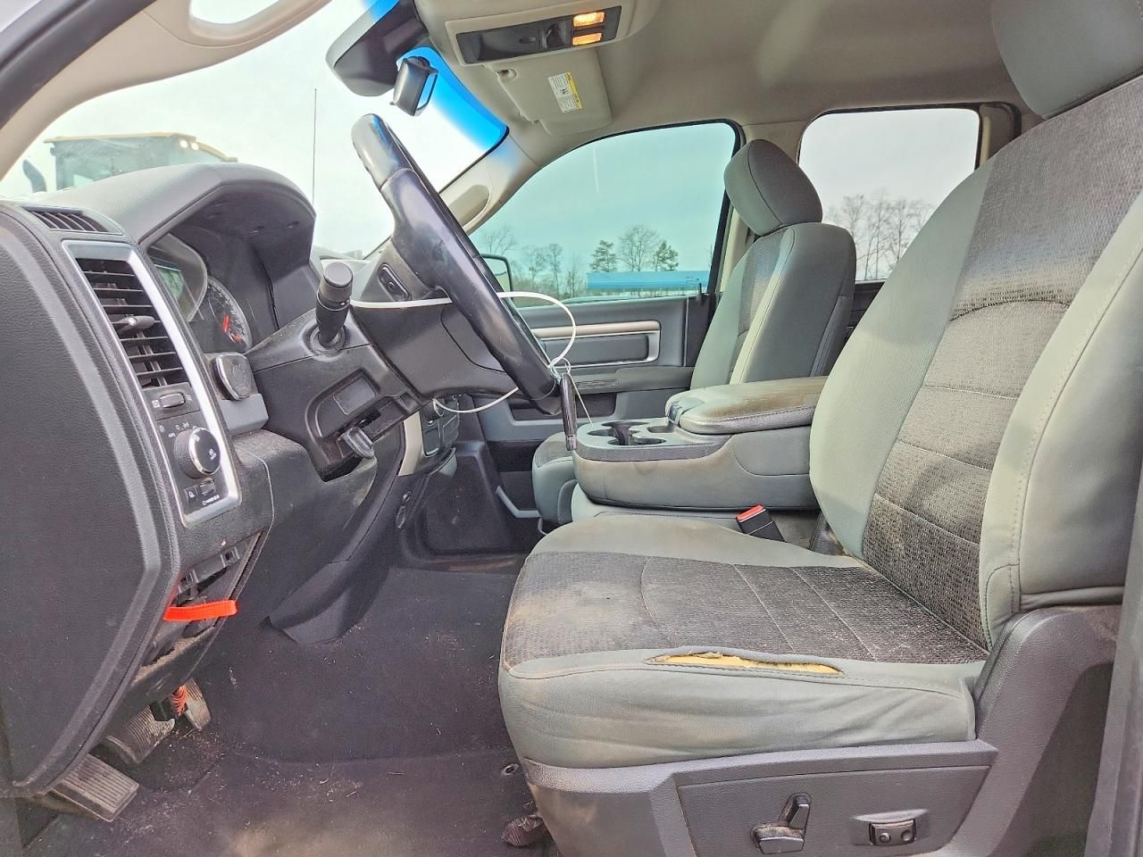 2016 Dodge Ram 1500 slt