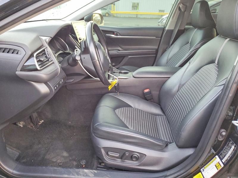 2021 Toyota Camry se