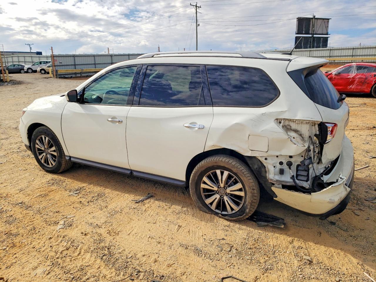 2018 Nissan Pathfinder s