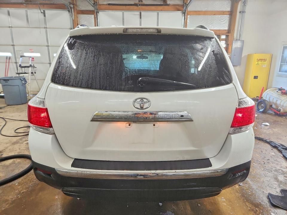 2012 Toyota Highlander Base