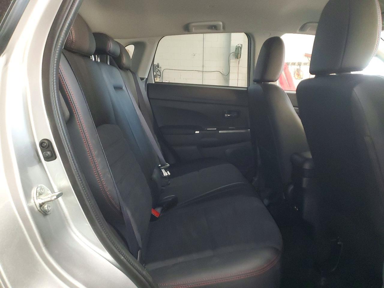 2026 Mitsubishi Outlander Sport S/se