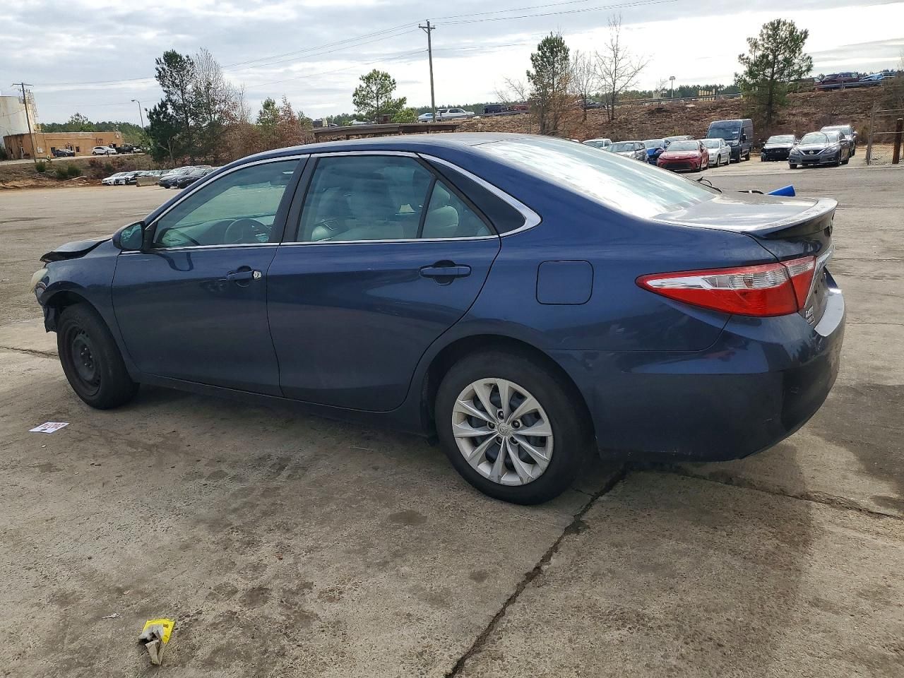 2015 Toyota Camry le