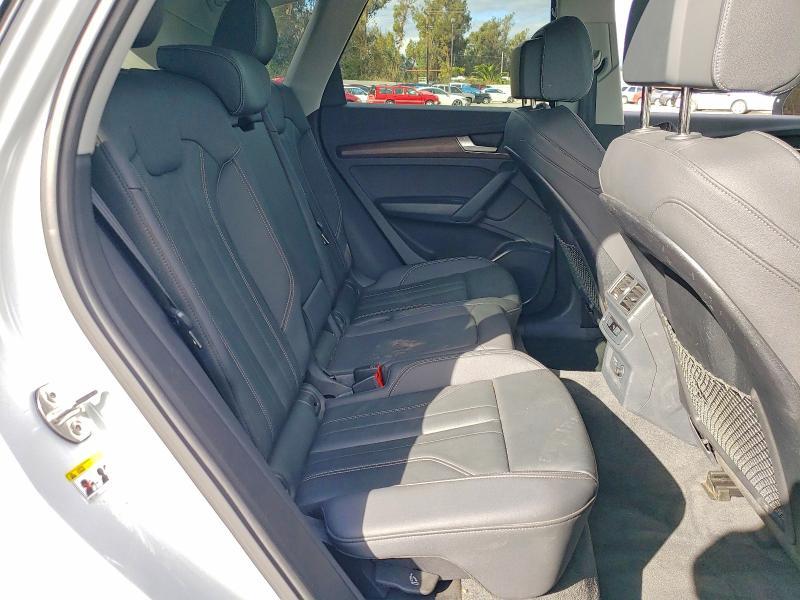 2024 Audi Q5 e Premium 55