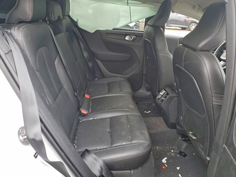 2024 Volvo Xc40 Plus