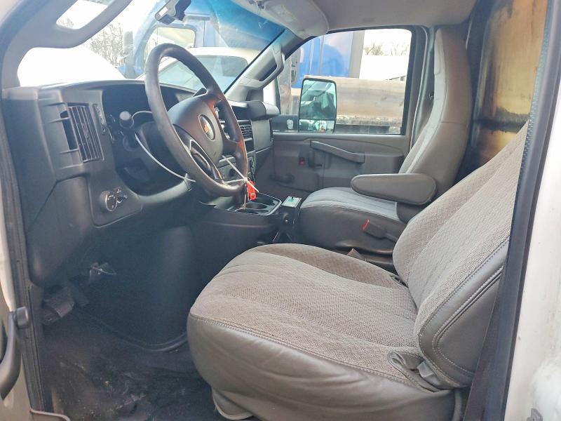 2016 Chevrolet Express Refrigerated BOX Truck