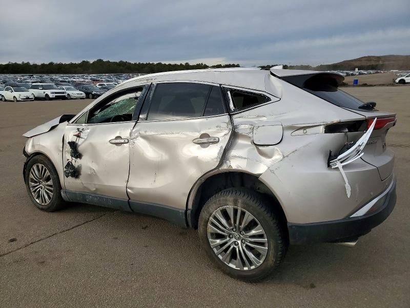 2022 Toyota Venza le