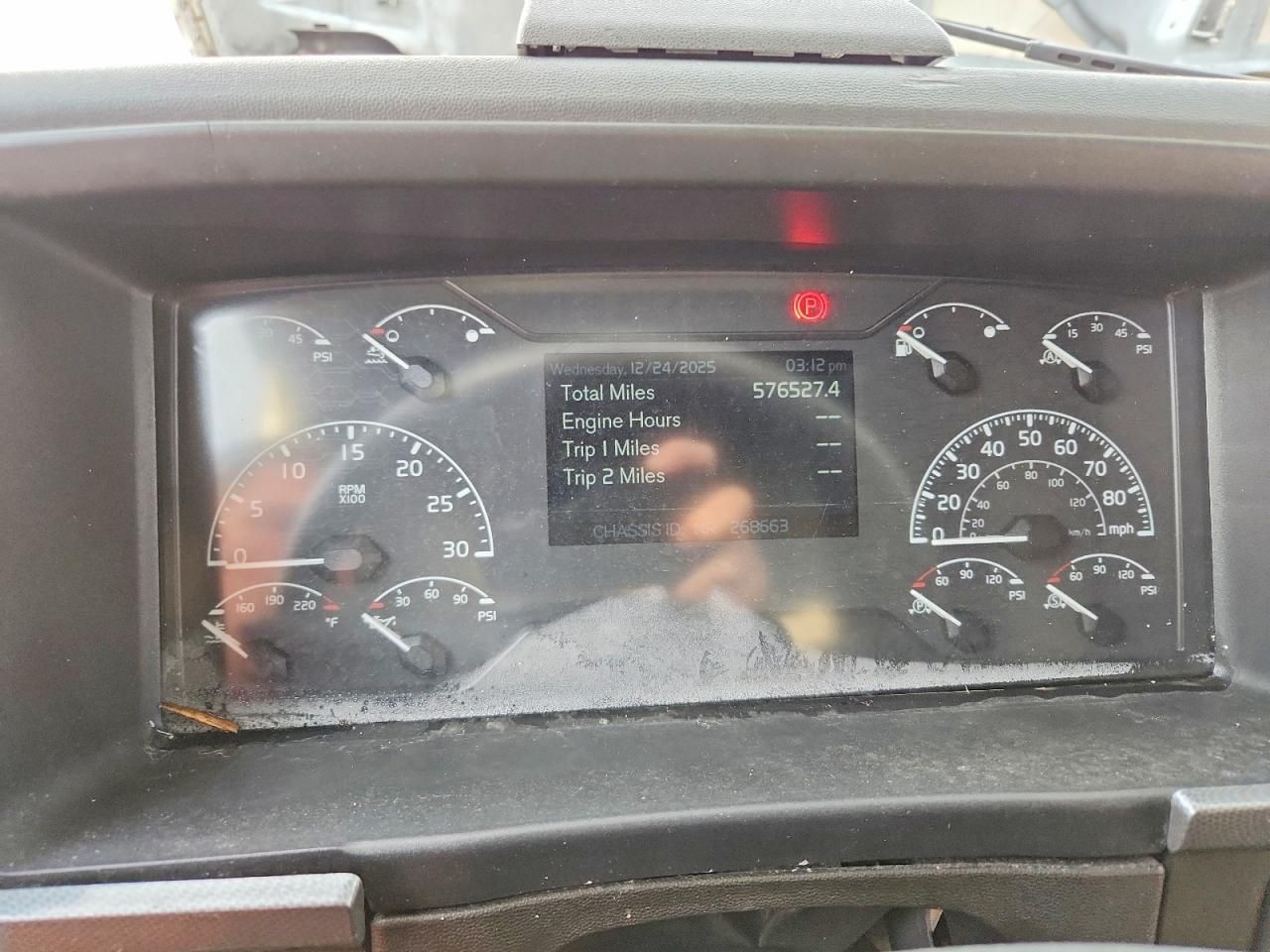 2021 Volvo VNL Semi Truck