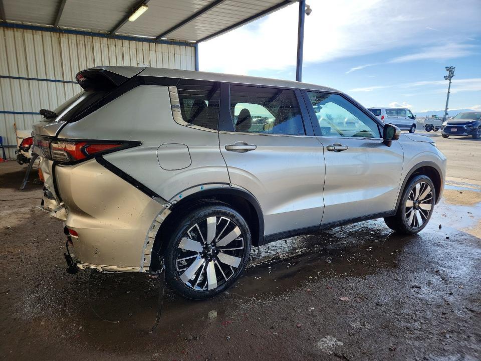 2025 Mitsubishi Outlander se