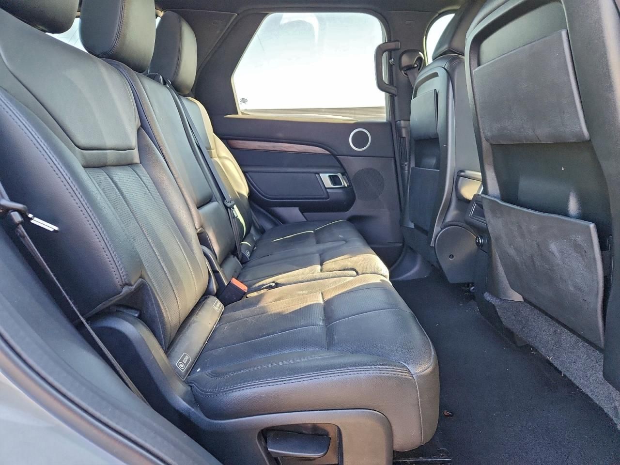 2017 Land Rover Discovery se