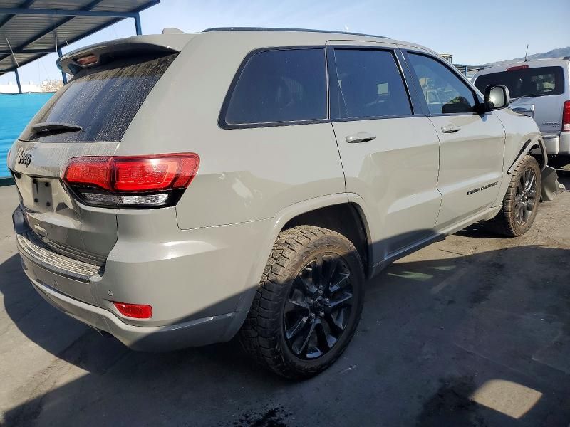 2020 Jeep Grand Cherokee Laredo