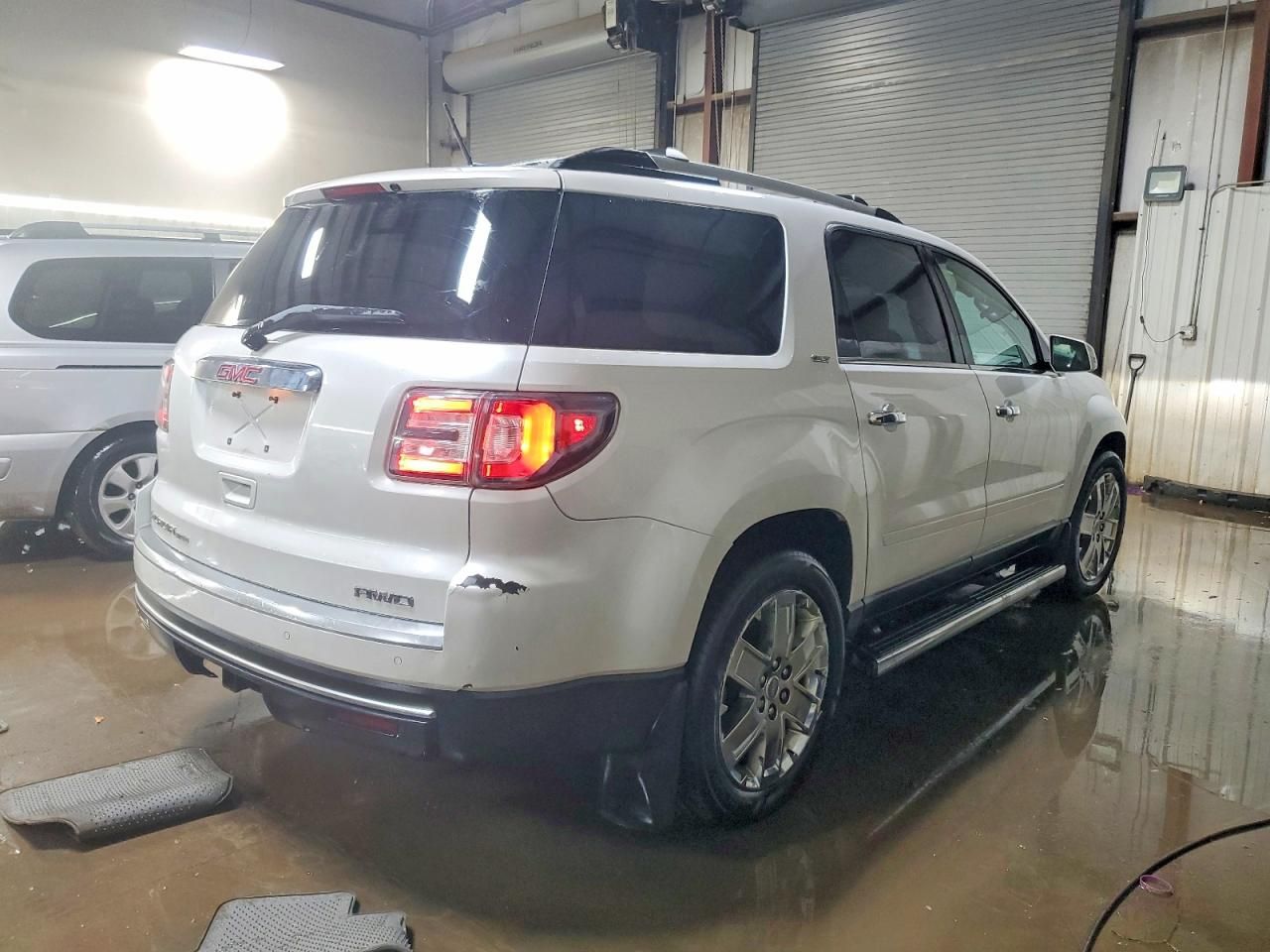 2017 GMC Acadia Limited Slt-2
