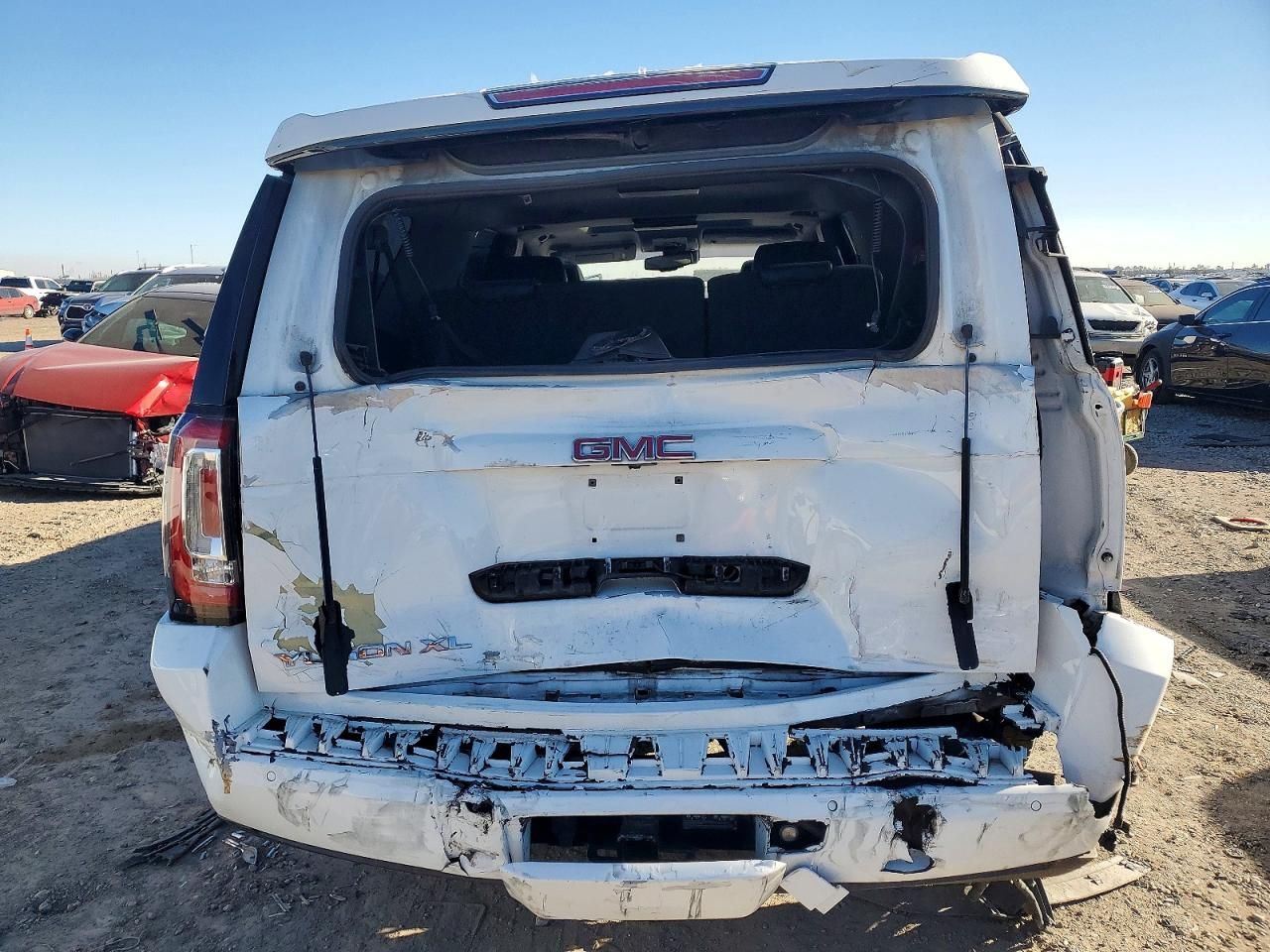 2016 GMC Yukon xl C1500 slt