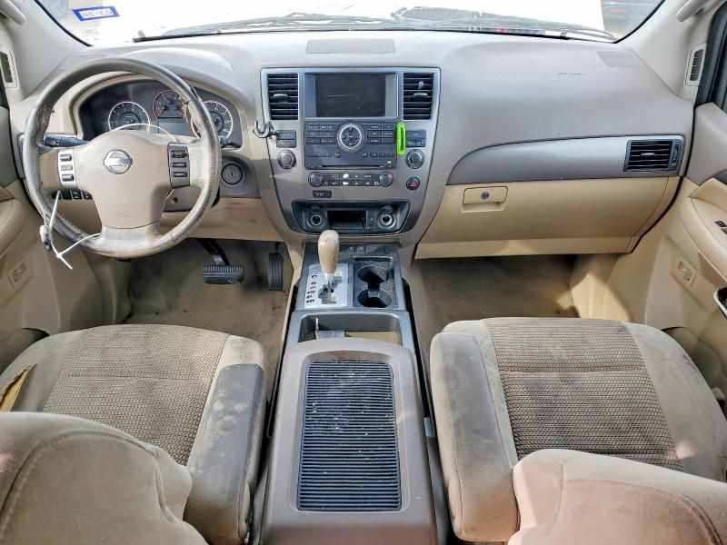 2011 Nissan Armada sv