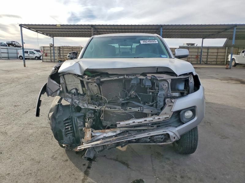 2017 Toyota Tacoma Double cab