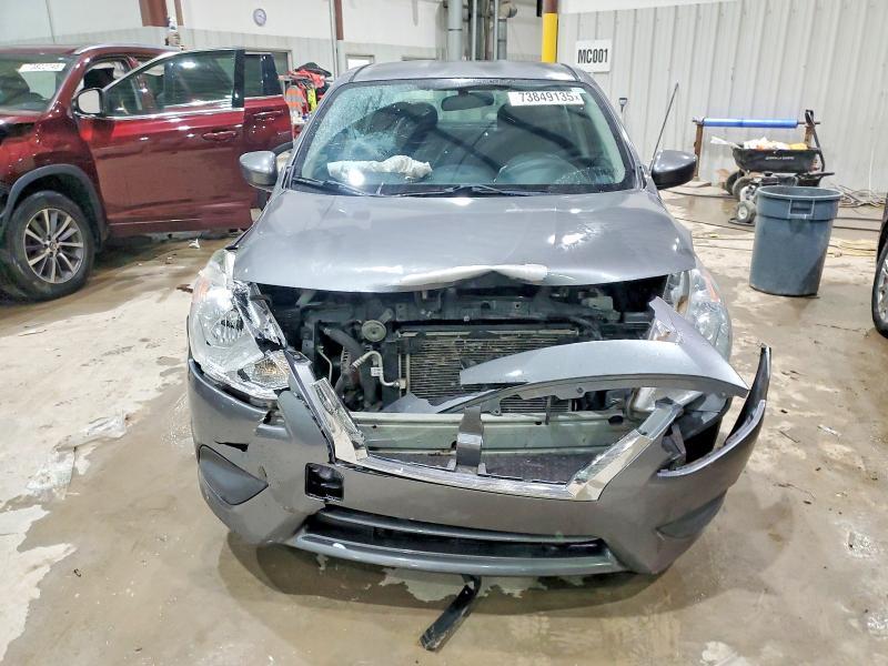 2016 Nissan Versa