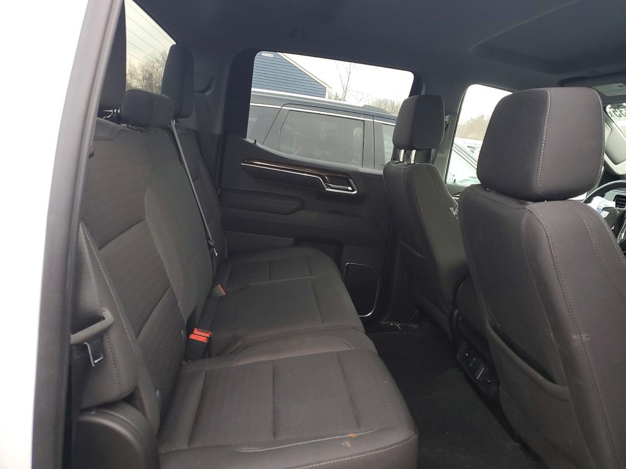 2022 Chevrolet Silverado K1500 RST